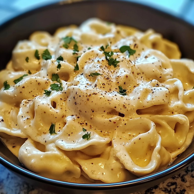 Irresistible Crockpot Chicken Alfredo Tortellini Recipe